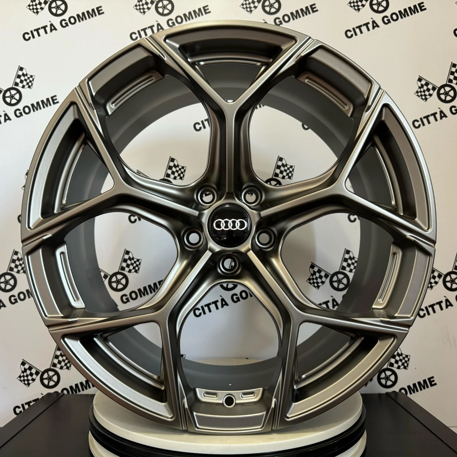 4 Cerchi in lega ULTRIVITY per AUDI A3 A4 A5 A6 A7 A8 Q2 Q3 Q4 Q5 Q7 Q8 TT - Image 5