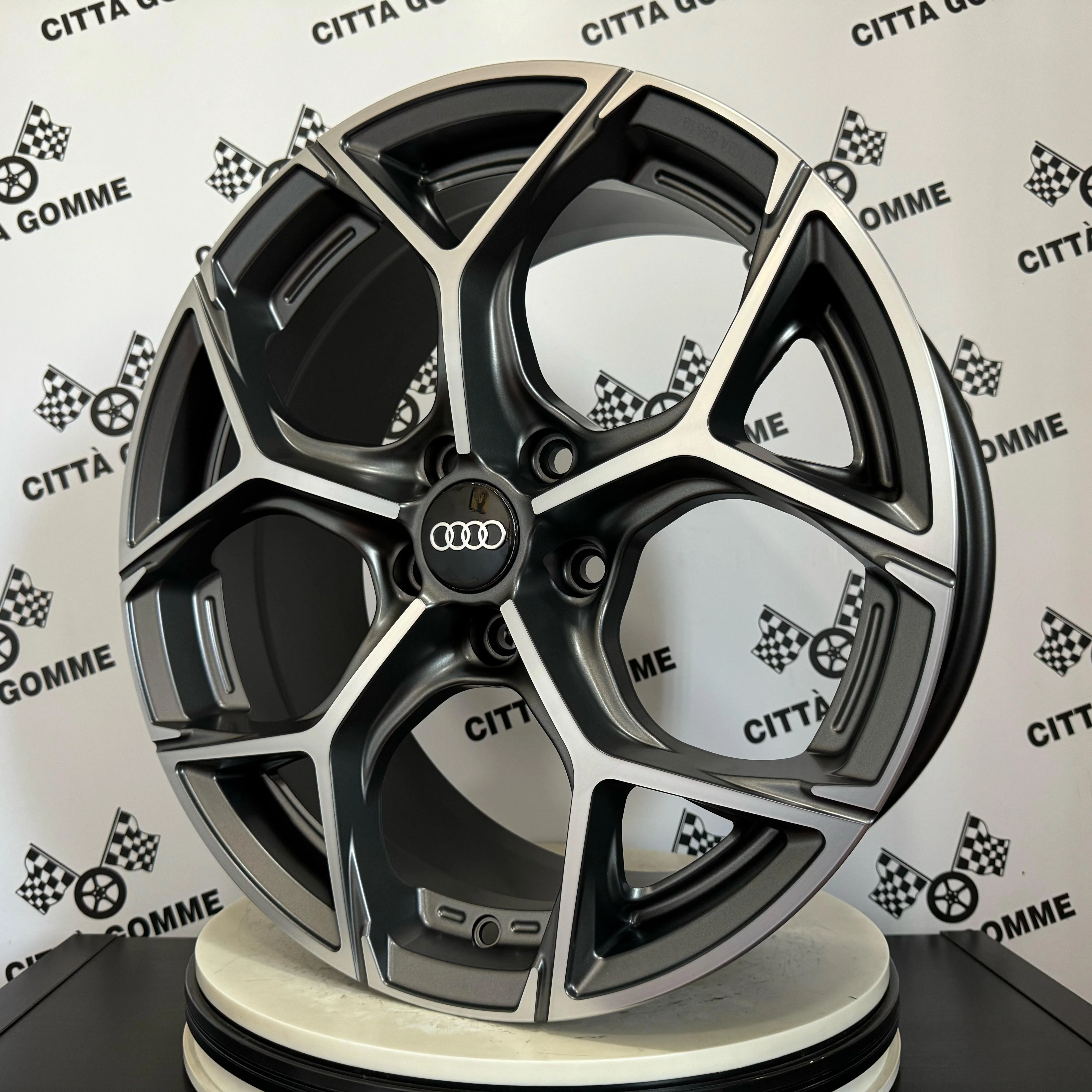 4 Cerchi in lega ULTRIVITY per AUDI A3 A4 A5 A6 A7 A8 Q2 Q3 Q4 Q5 Q7 Q8 TT - Image 7