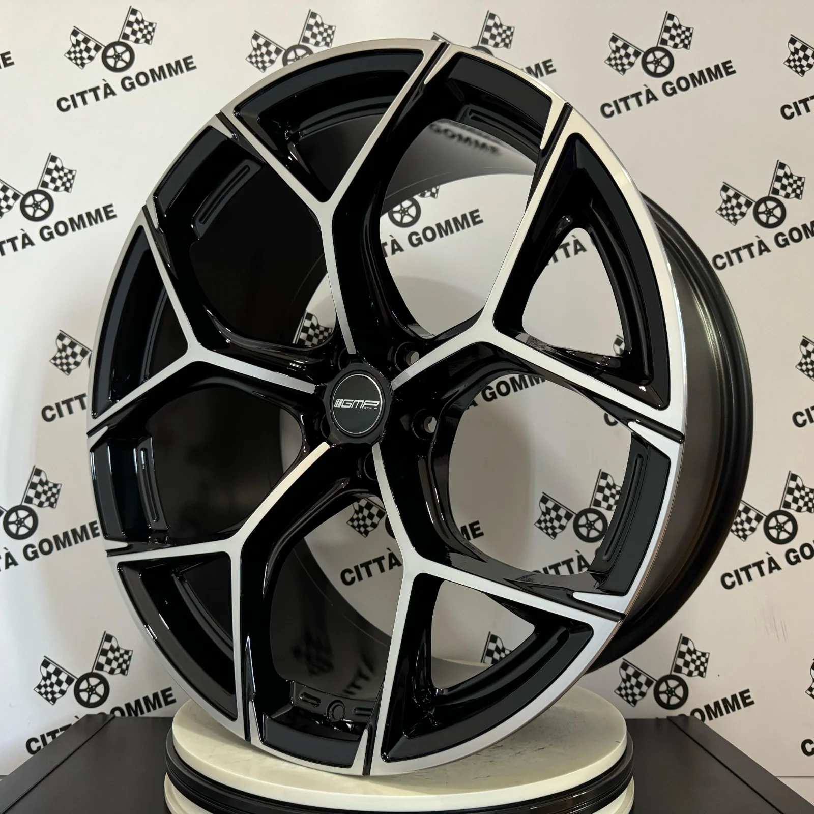 4 Cerchi in lega ULTRIVITY per ALFA ROMEO GIULIA GIULIETTA STELVIO 159 TONALE BRERA - Image 2