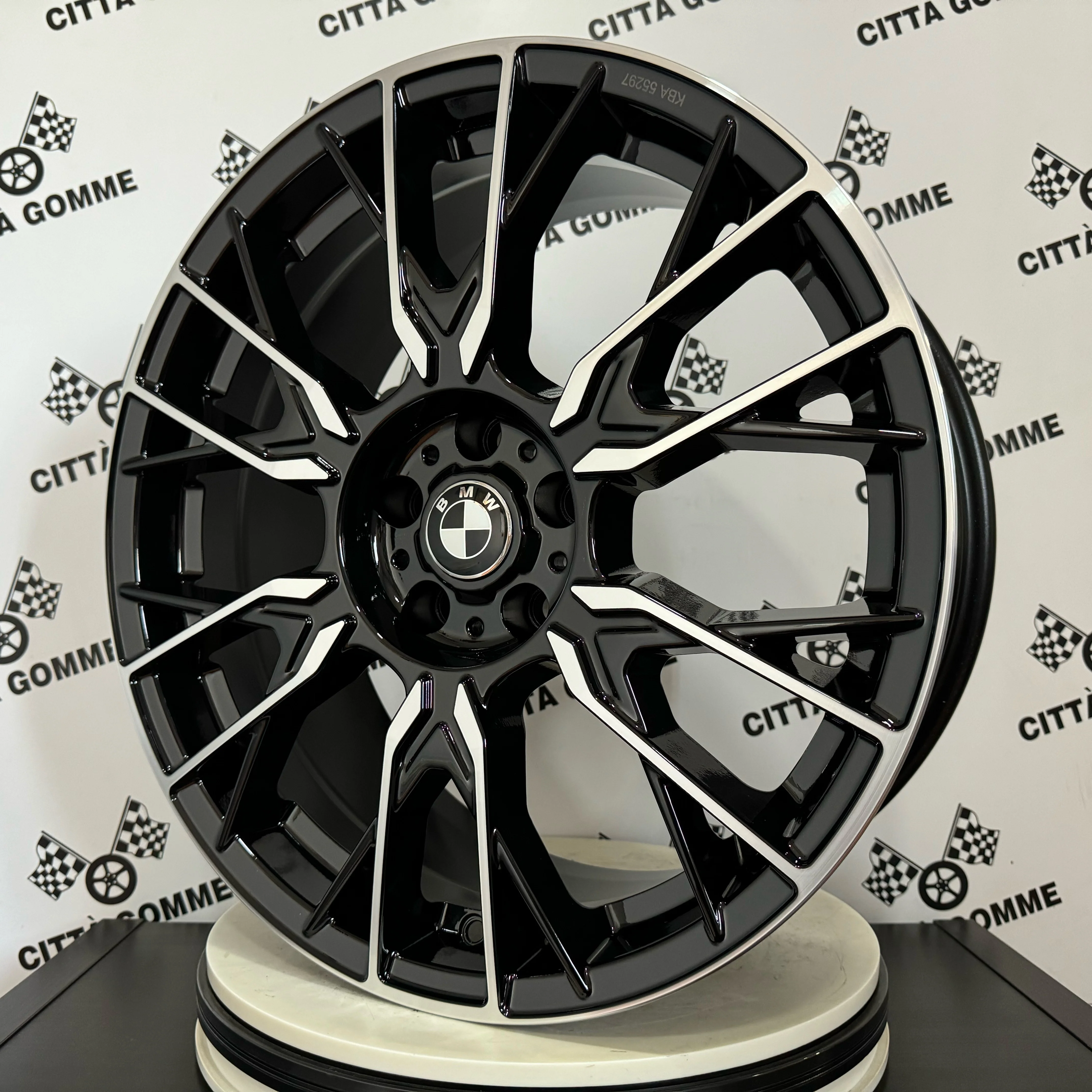 Set 4 Cerchi in lega Fender per BMW i4 i5 i7 ix ix3 Serie 2 3 4 5 7 8 X3 X4 X5 X6 X7 Z4 2017 > in DOPPIA MISURA - Image 2
