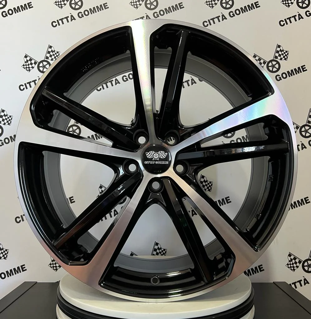 Set 4 Cerchi in lega Nurburg per Volvo C30 C70 S40 S60 S80 S90 V40 V50 V60 V70 V90 XC40 XC60 XC70