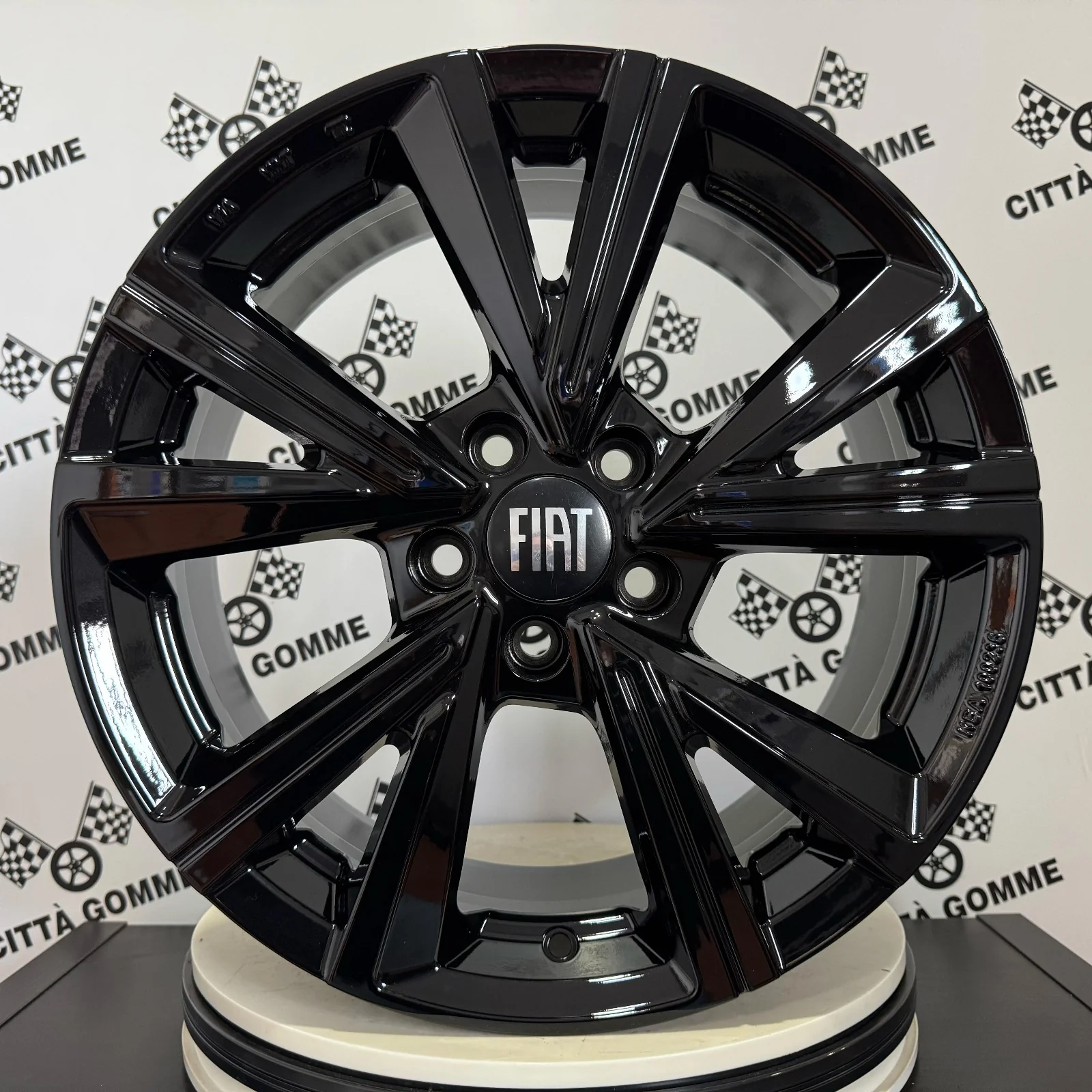 Set 4 Cerchi in lega QVARZ per FIAT CROMA 500X