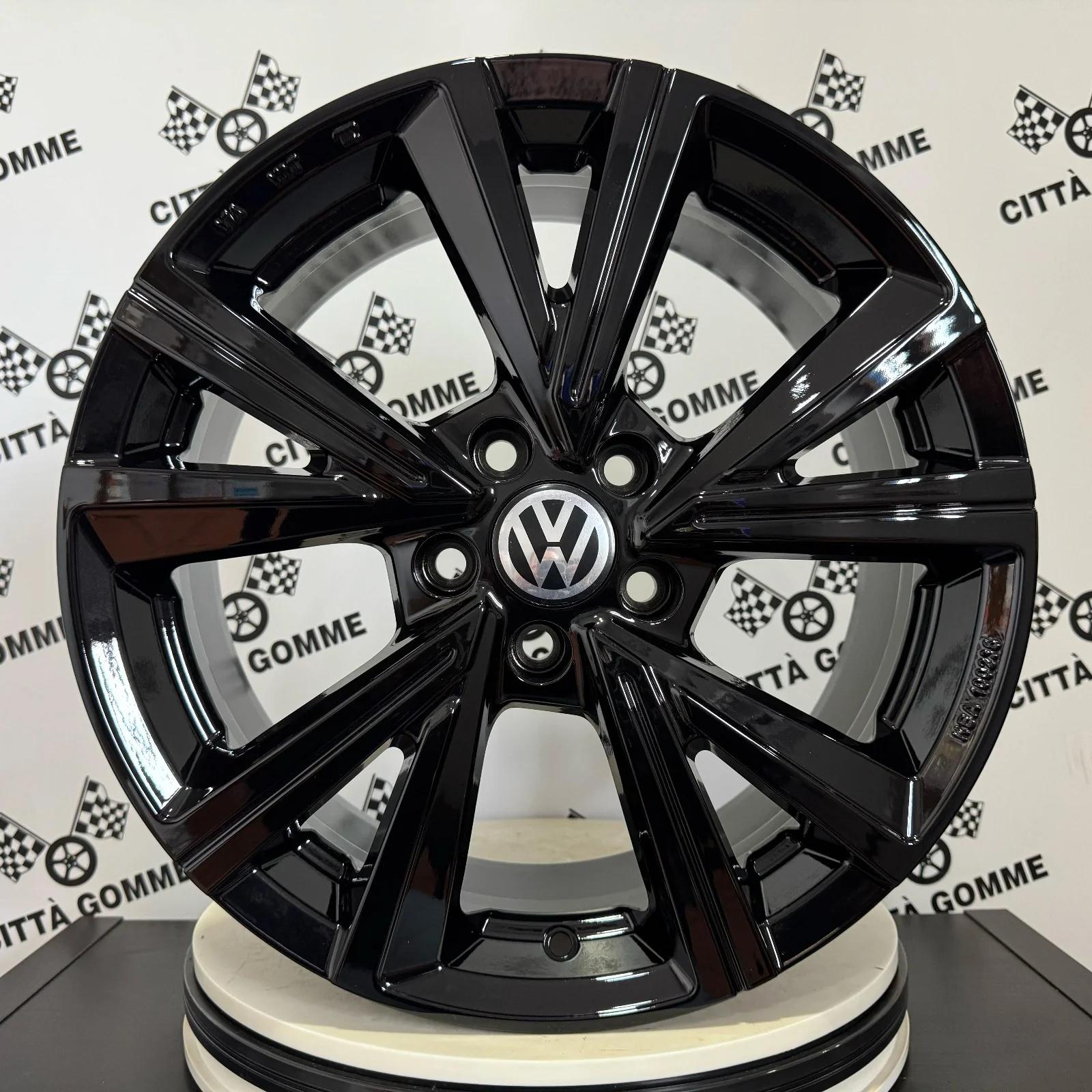 Set 4 Cerchi in lega QVARZ per VOLKSWAGEN BORA FOX GOLV IV POLO T-CROSS TAIGO