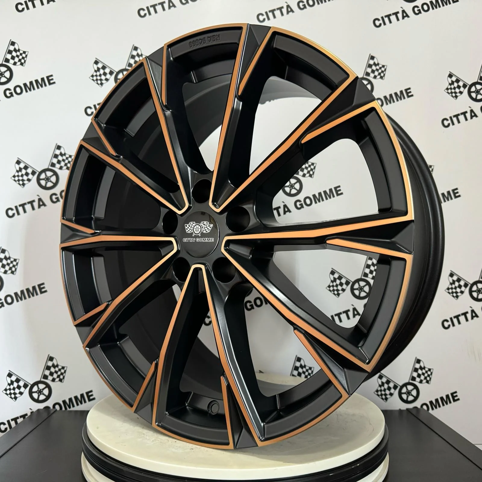 Set 4 Cerchi in lega Totale per Volvo C30 C70 S40 S60 S80 S90 V40 V50 V60 V70 V90 - Image 7